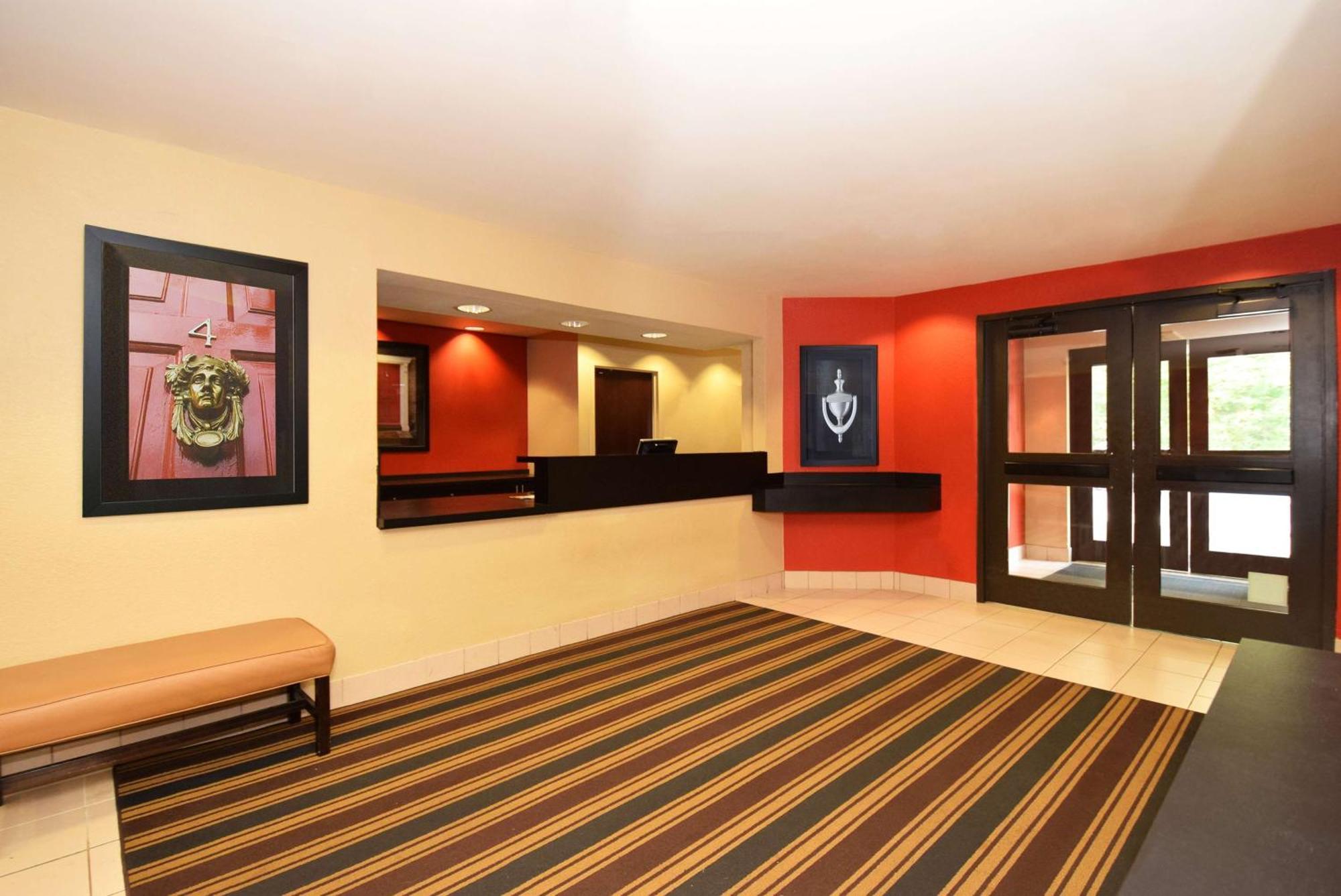 เอ็กซ์เทนด์ สเตย์ อเมริกา วูดบริดจ์ เอดิสัน Hotel ภายนอก รูปภาพ